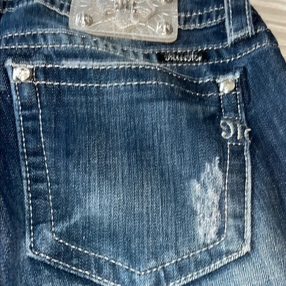 Women's Miss Me Blue Jeans - Picture 6 of 11